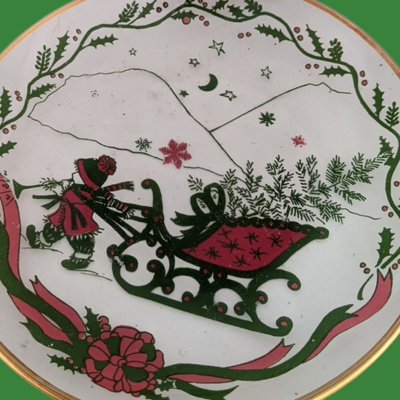 Vintage Fisher Christmas 16cm clear Glass plates. Set of 4 - Picture 3 of 9